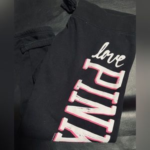 Capri VS PINK Black Sweats Size L